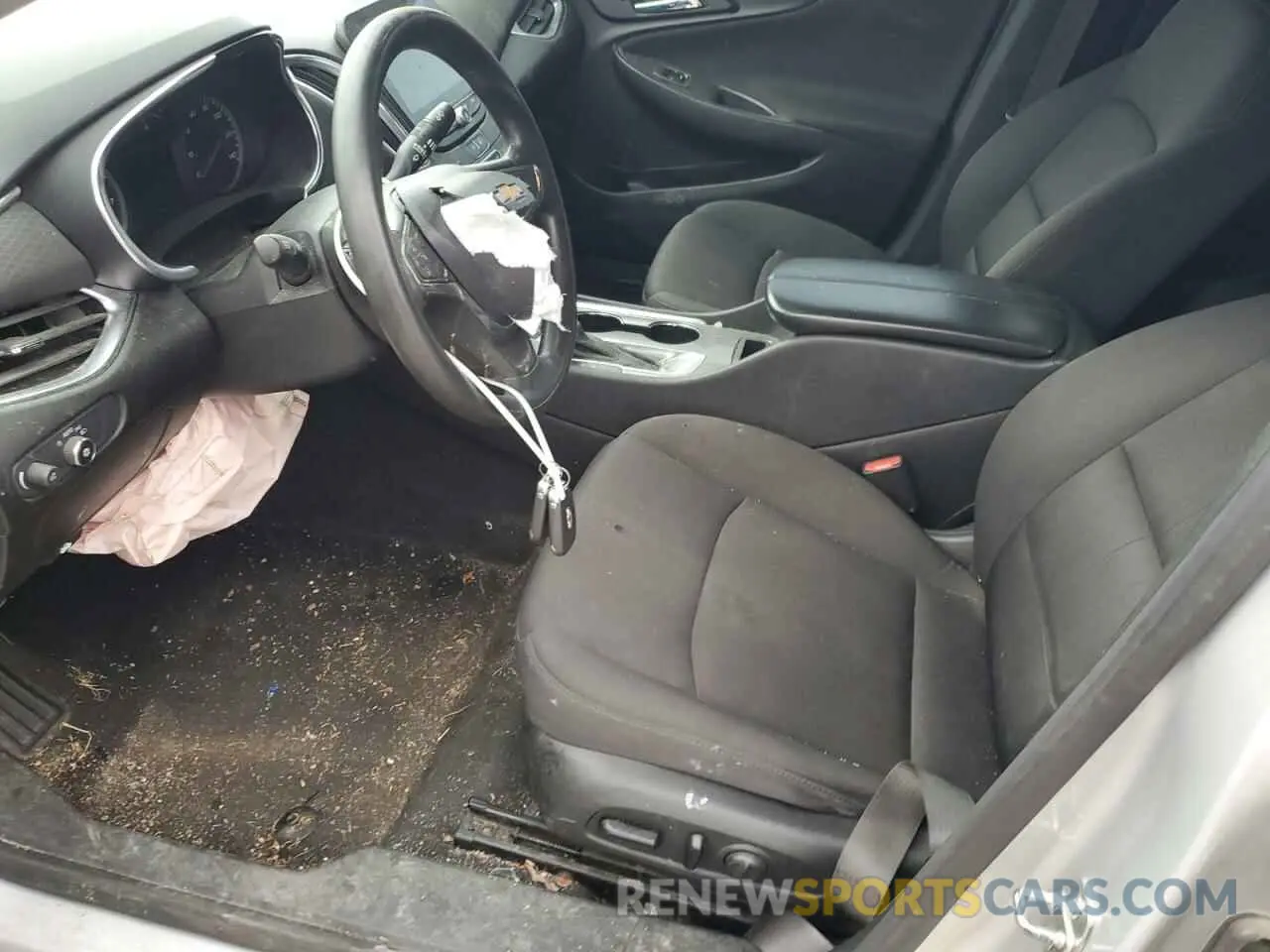 7 Фотография поврежденного автомобиля 1G1ZD5ST8LF120946 CHEVROLET MALIBU 2020