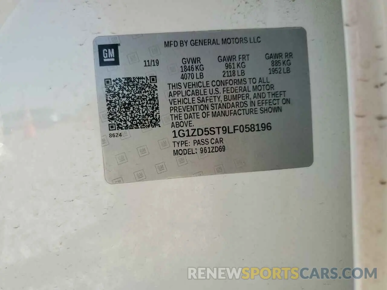 12 Photograph of a damaged car 1G1ZD5ST9LF058196 CHEVROLET MALIBU 2020