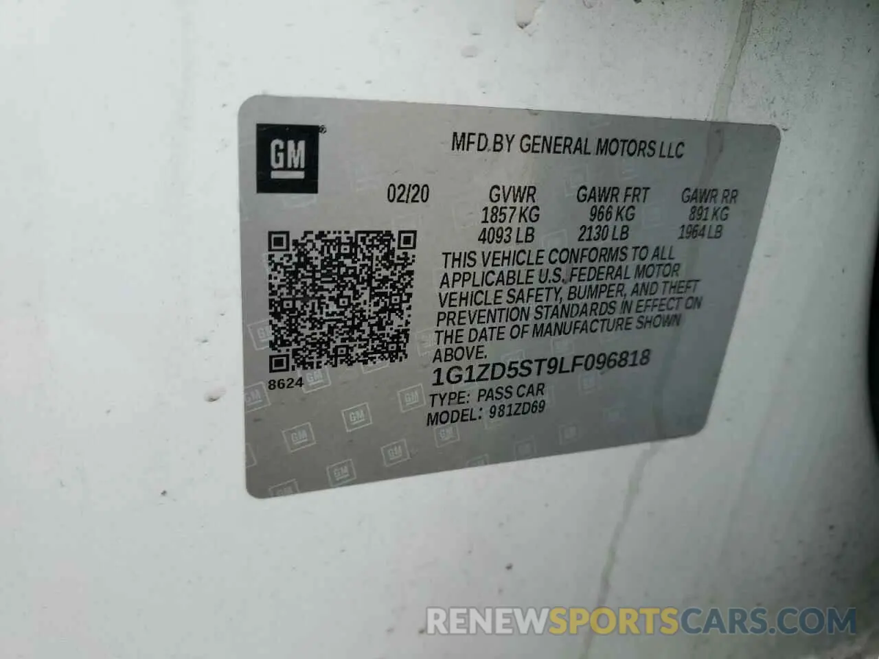 12 Photograph of a damaged car 1G1ZD5ST9LF096818 CHEVROLET MALIBU 2020