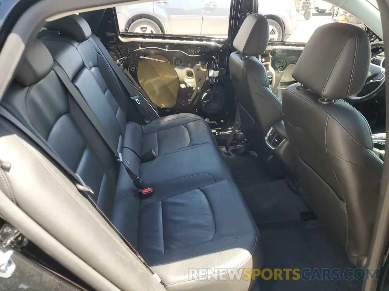 10 Photograph of a damaged car 1G1ZD5ST9LF121426 CHEVROLET MALIBU 2020