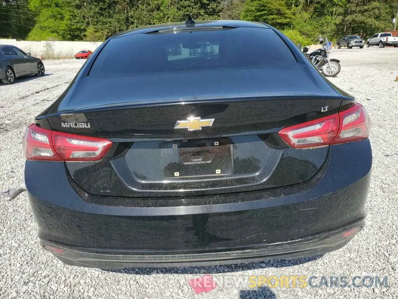 6 Фотография поврежденного автомобиля 1G1ZD5STXLF112802 CHEVROLET MALIBU 2020