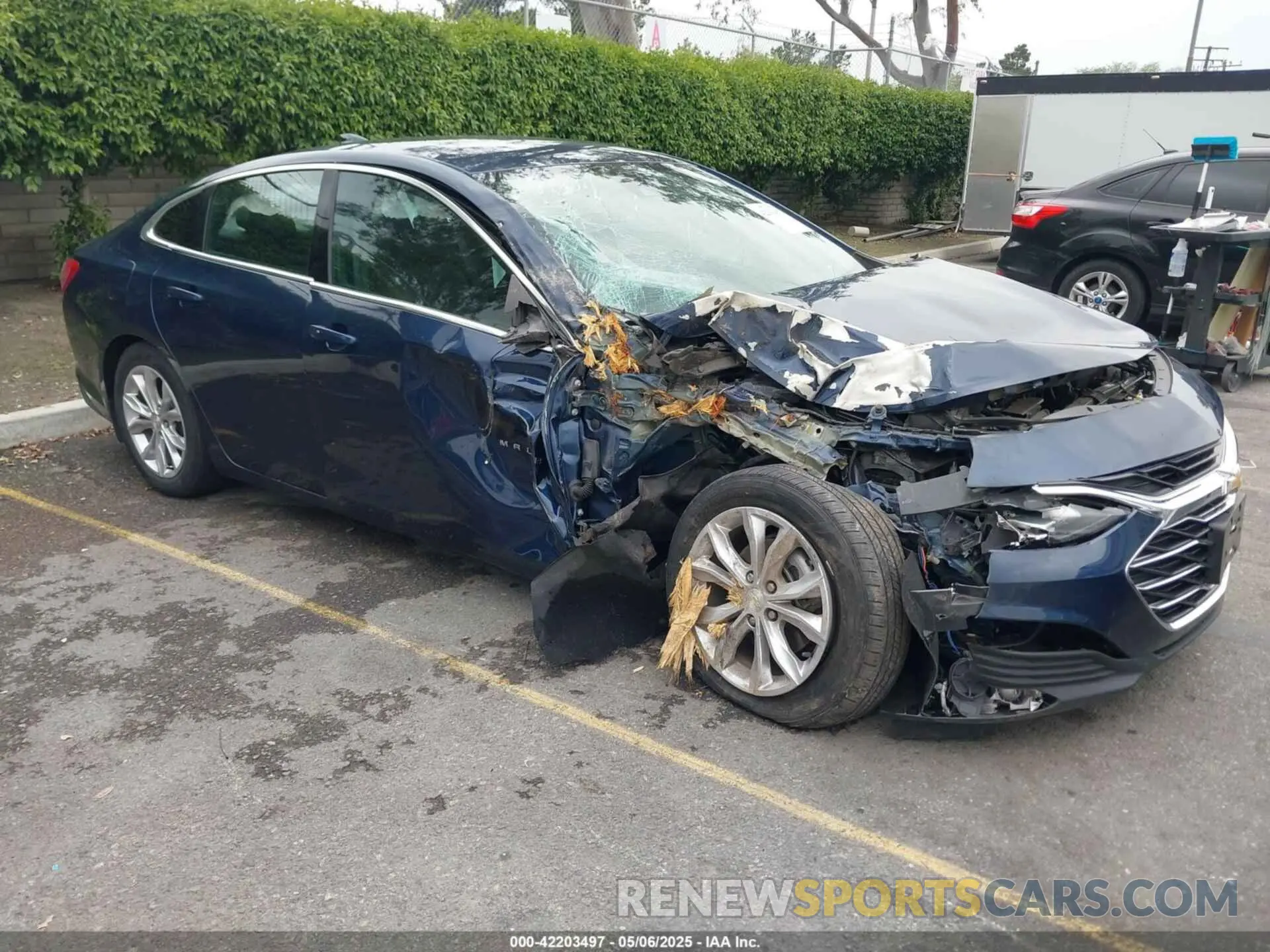 1 Photograph of a damaged car 1G1ZD5STXLF116784 CHEVROLET MALIBU 2020