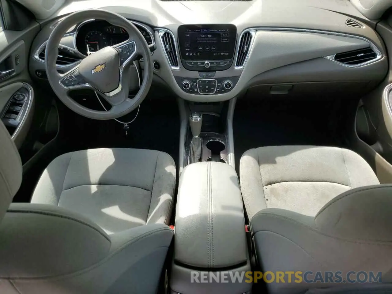 8 Photograph of a damaged car 1G1ZD5STXLF122746 CHEVROLET MALIBU 2020
