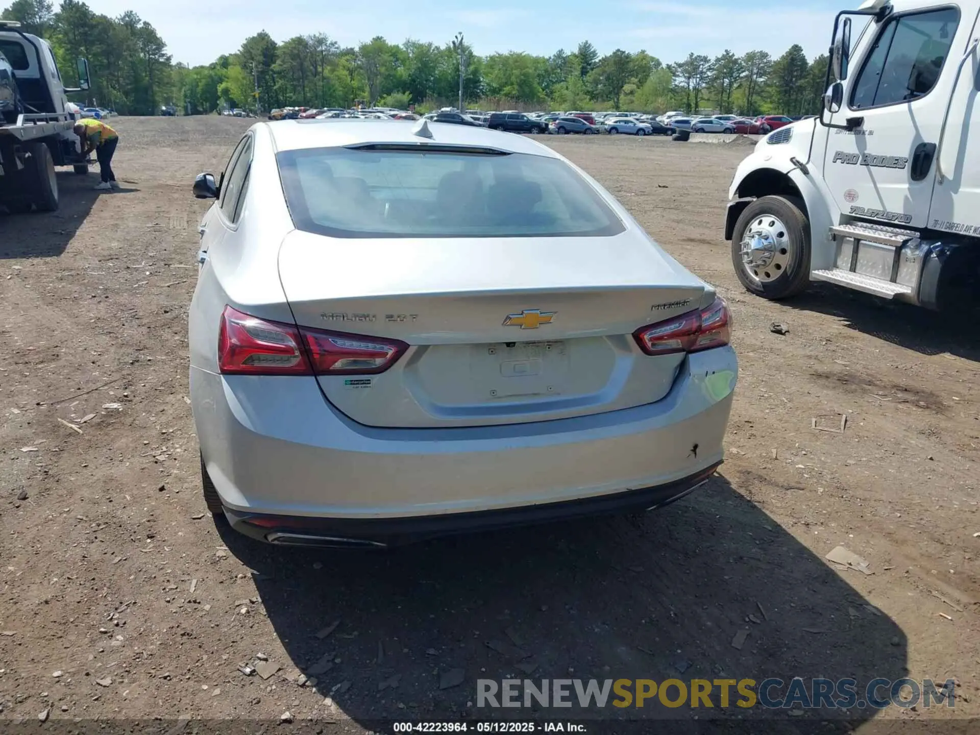 16 Photograph of a damaged car 1G1ZE5SX4LF018723 CHEVROLET MALIBU 2020