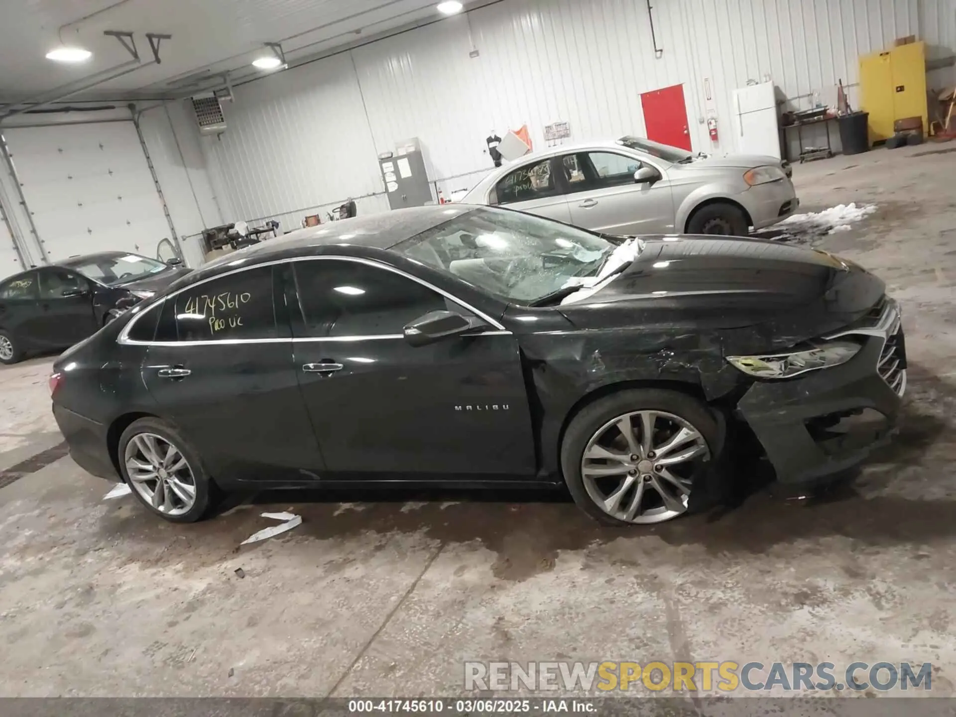 12 Photograph of a damaged car 1G1ZE5SXXLF013560 CHEVROLET MALIBU 2020