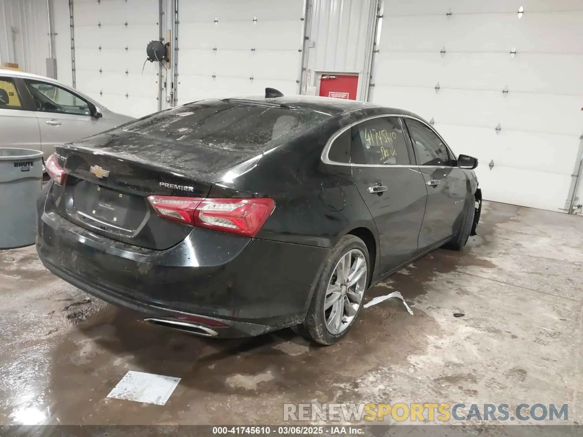 4 Photograph of a damaged car 1G1ZE5SXXLF013560 CHEVROLET MALIBU 2020