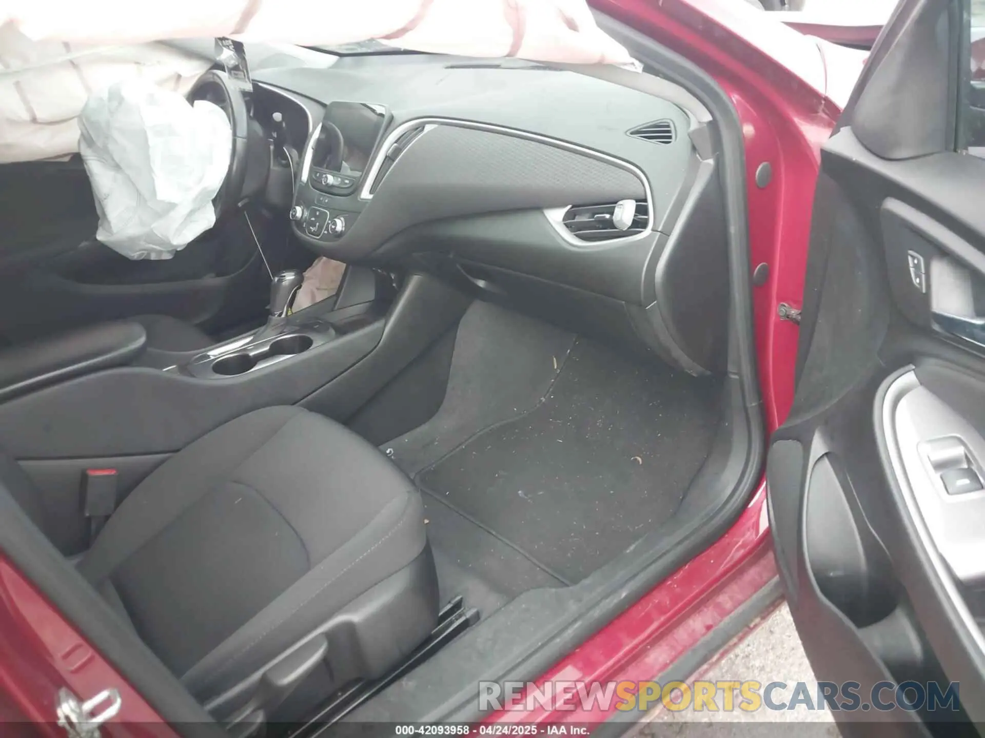 5 Фотография поврежденного автомобиля 1G1ZG5ST0LF063858 CHEVROLET MALIBU 2020
