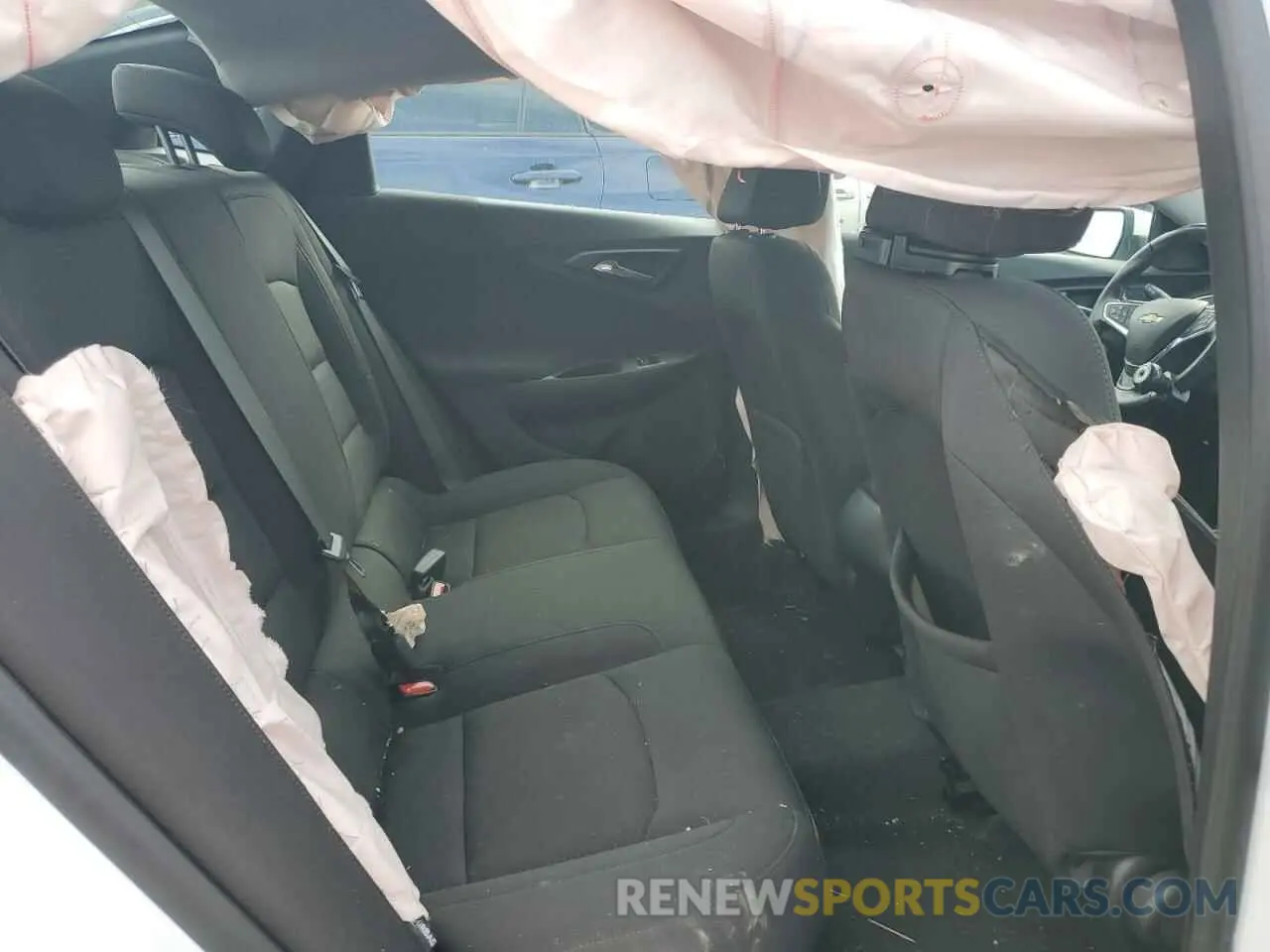 10 Photograph of a damaged car 1G1ZG5ST3LF057102 CHEVROLET MALIBU 2020