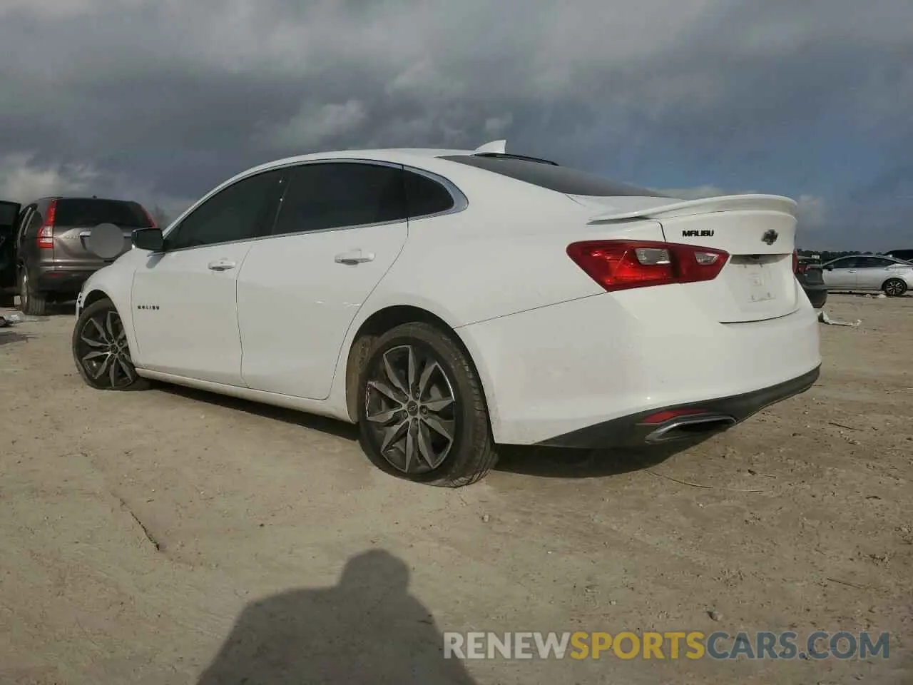 2 Photograph of a damaged car 1G1ZG5ST3LF079391 CHEVROLET MALIBU 2020