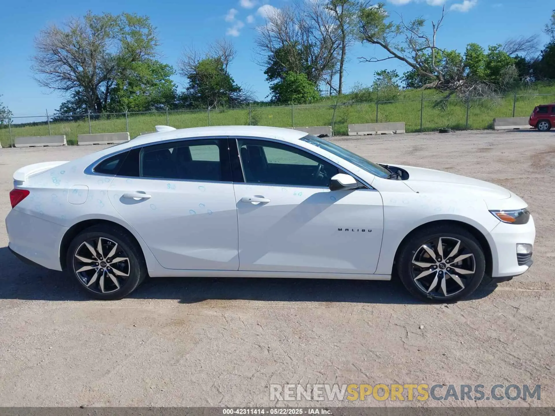 14 Photograph of a damaged car 1G1ZG5ST3LF134549 CHEVROLET MALIBU 2020