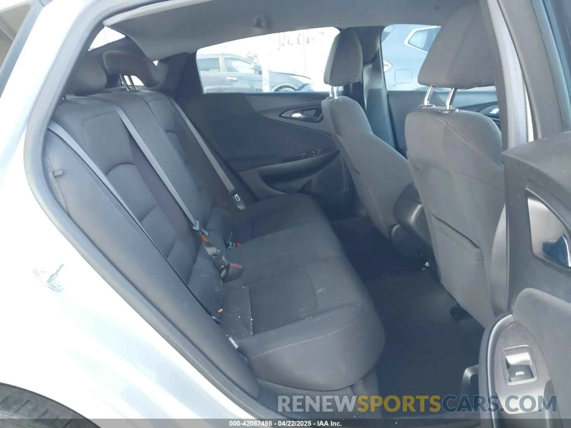 8 Фотография поврежденного автомобиля 1G1ZG5ST4LF098533 CHEVROLET MALIBU 2020