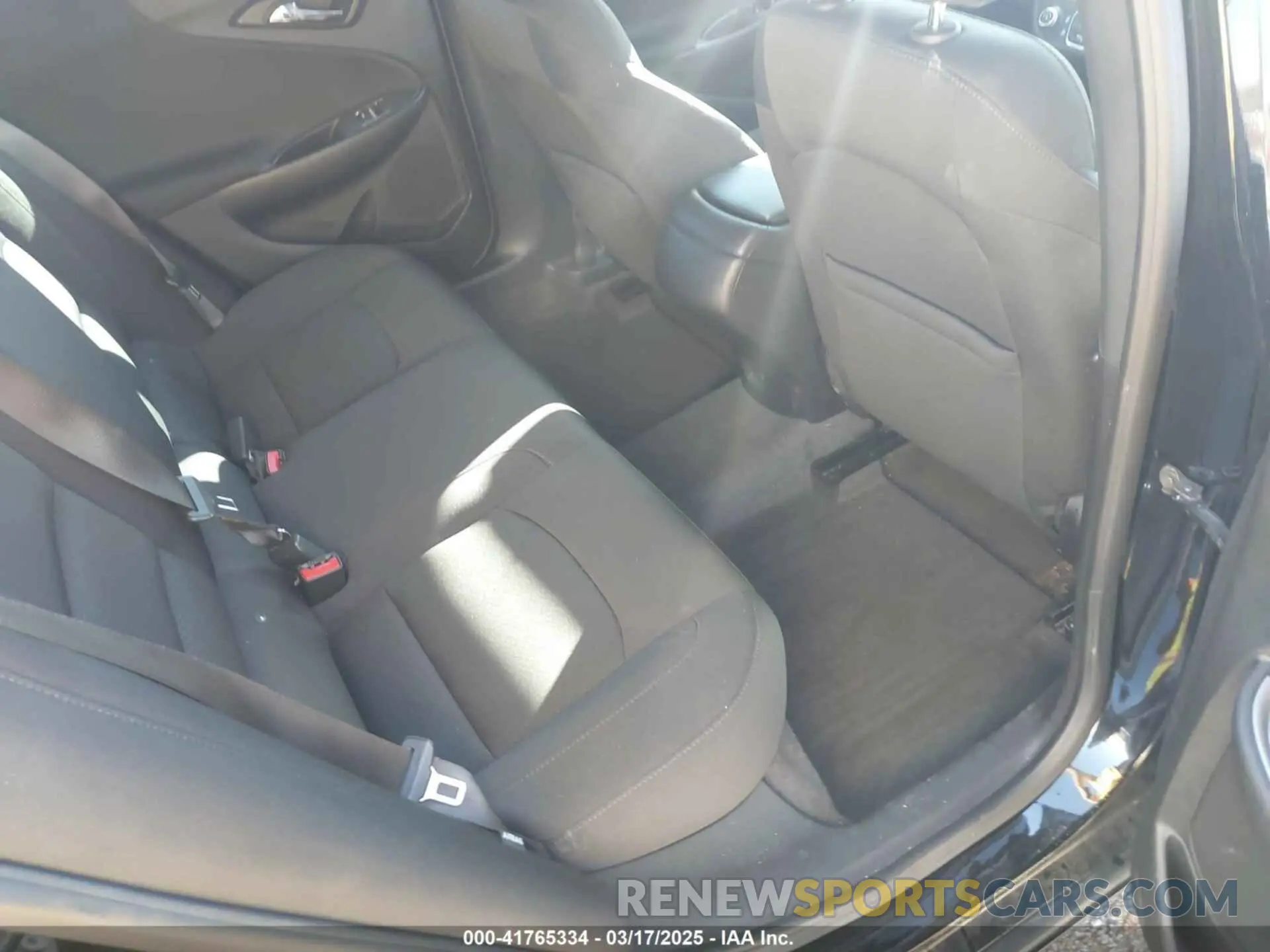 8 Photograph of a damaged car 1G1ZG5ST5LF031178 CHEVROLET MALIBU 2020