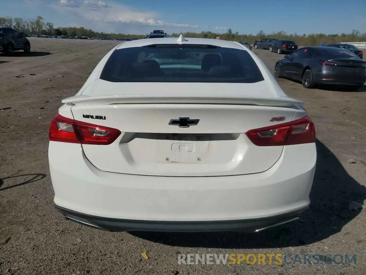 6 Photograph of a damaged car 1G1ZG5ST5LF119888 CHEVROLET MALIBU 2020