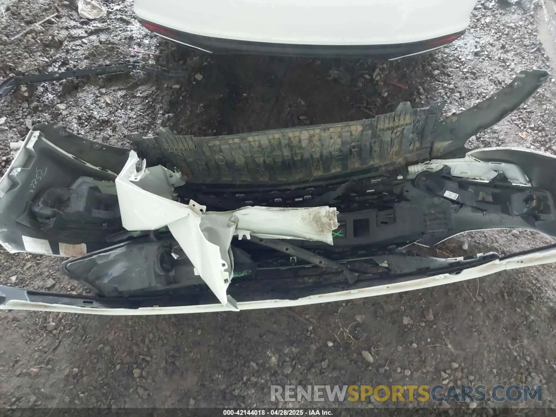 12 Photograph of a damaged car 1G1ZG5ST9LF079203 CHEVROLET MALIBU 2020
