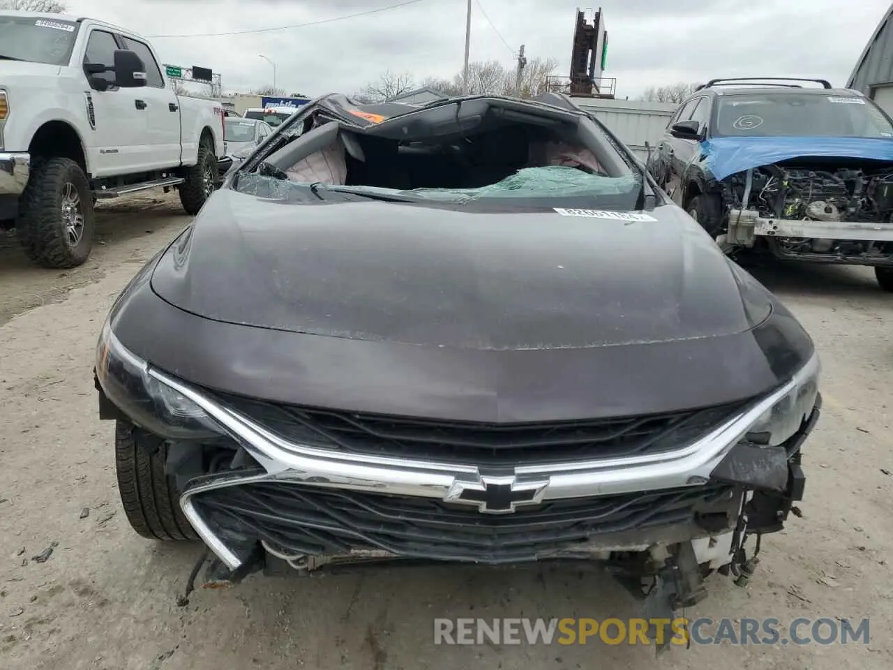 5 Photograph of a damaged car 1G1ZG5STXLF153826 CHEVROLET MALIBU 2020