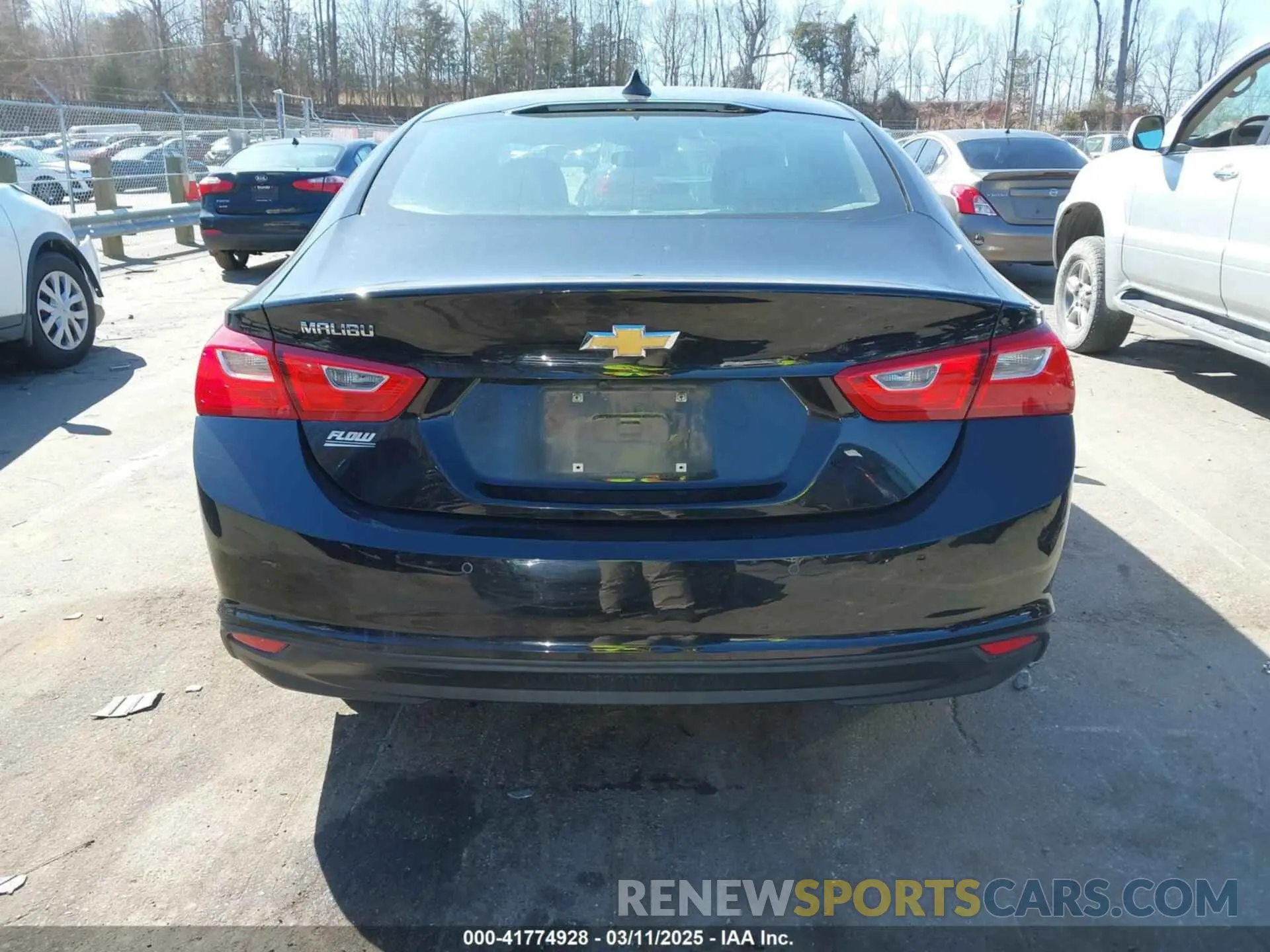 17 Photograph of a damaged car 1G1ZB5ST0MF053508 CHEVROLET MALIBU 2021