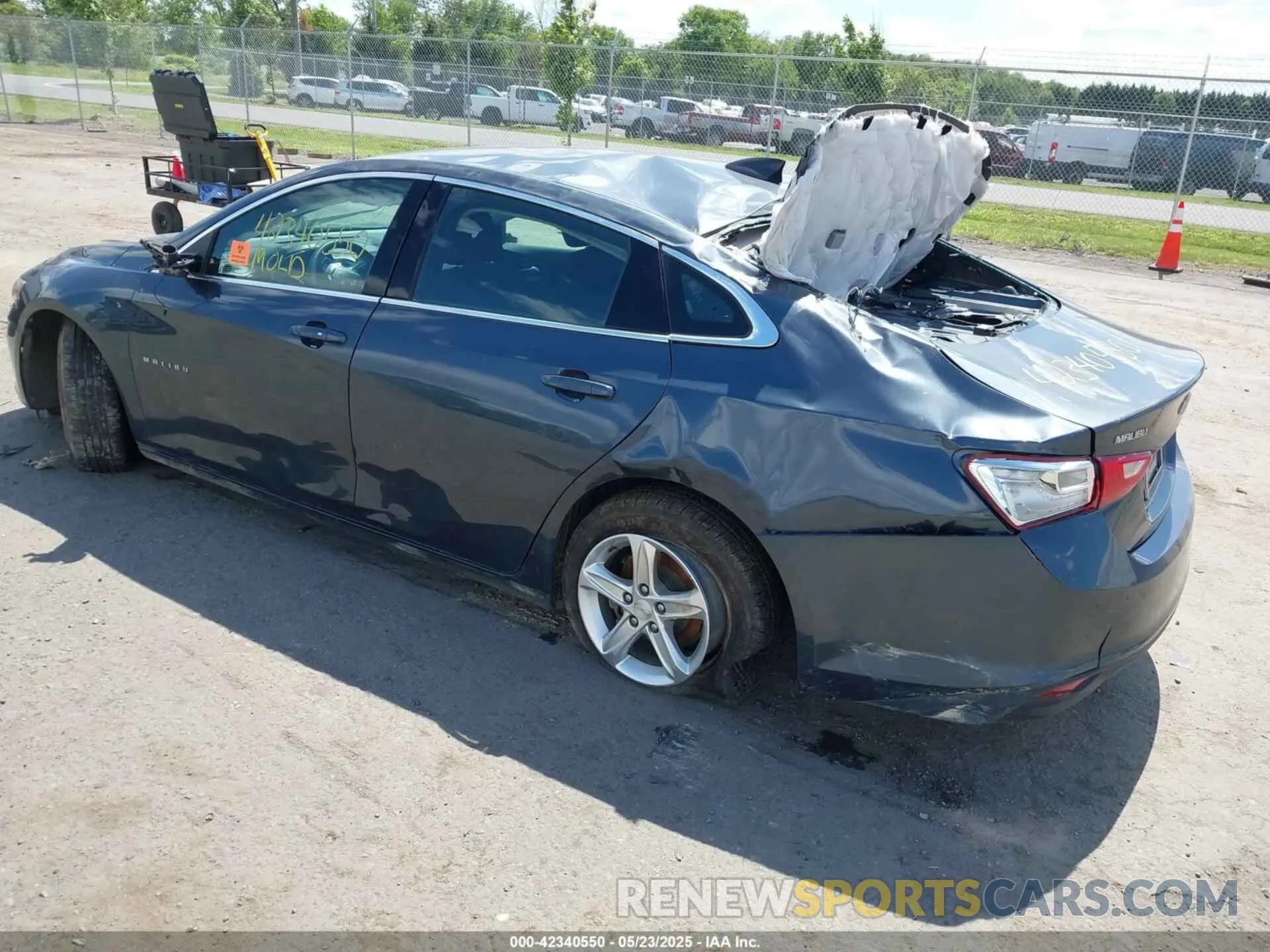 3 Photograph of a damaged car 1G1ZB5ST3MF060730 CHEVROLET MALIBU 2021