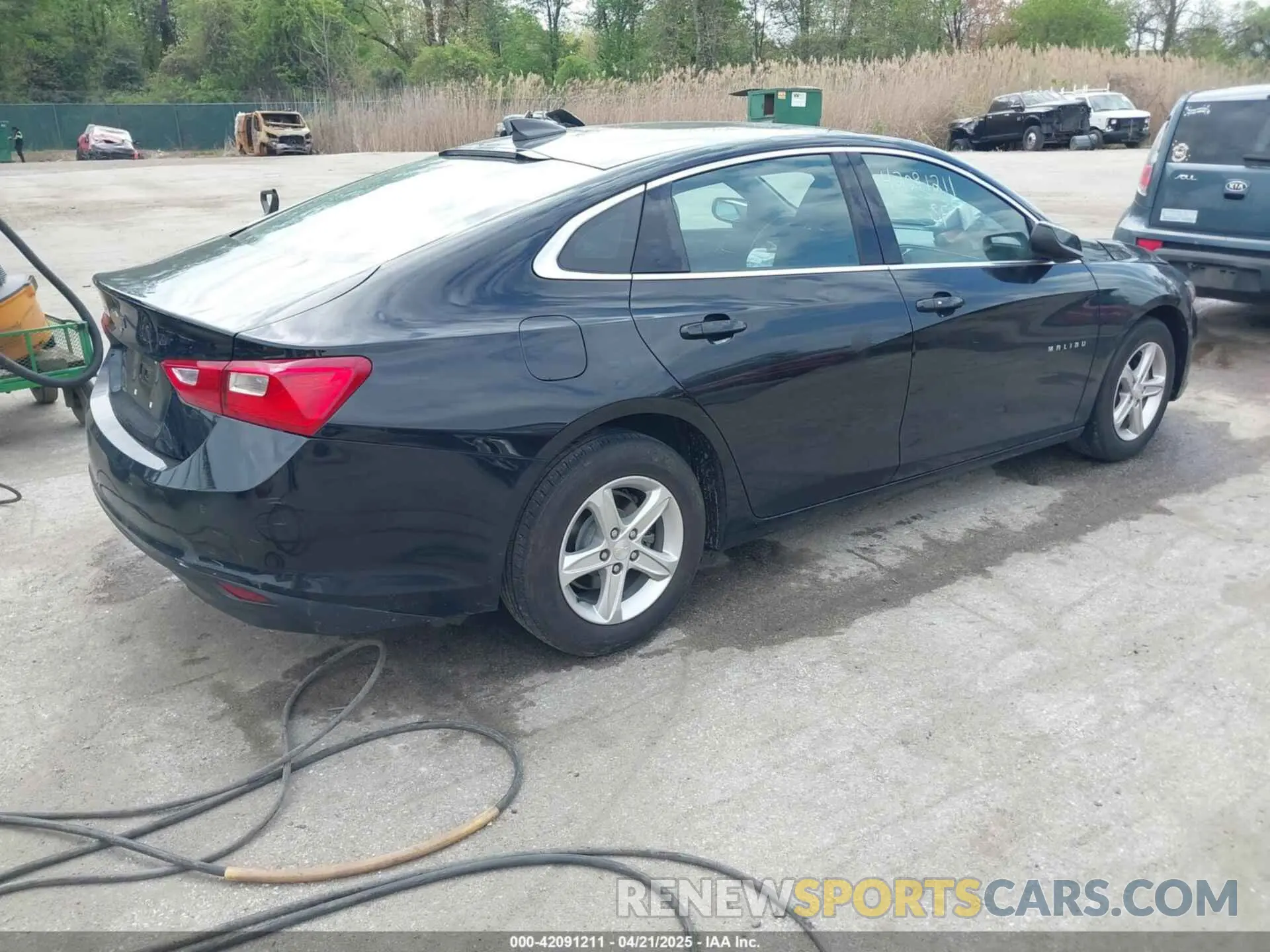 4 Photograph of a damaged car 1G1ZB5ST7MF040030 CHEVROLET MALIBU 2021
