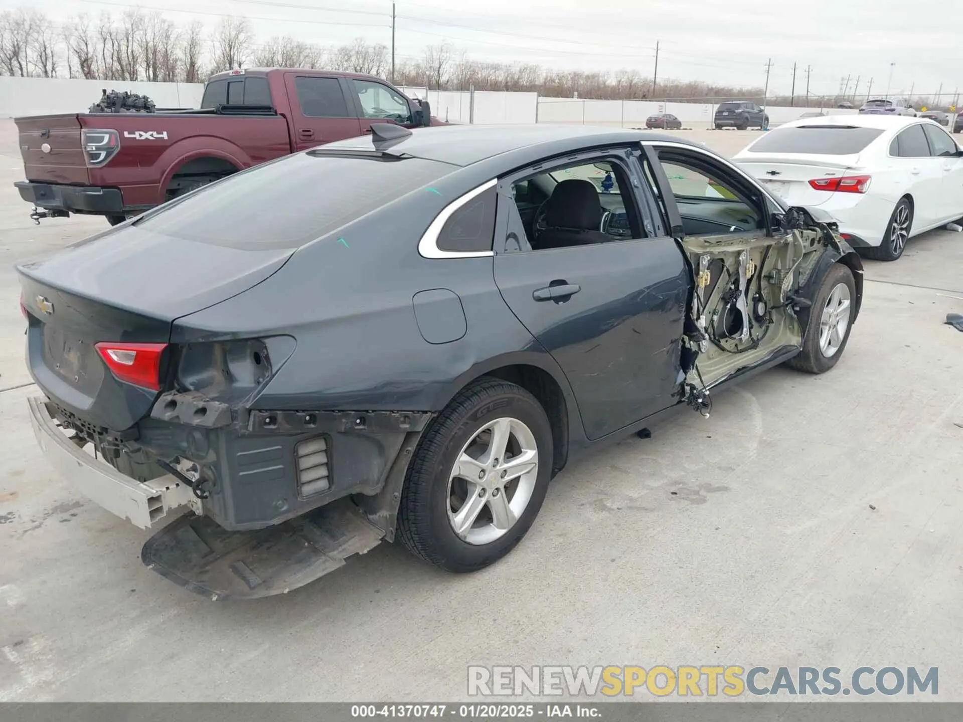4 Photograph of a damaged car 1G1ZB5ST8MF066846 CHEVROLET MALIBU 2021