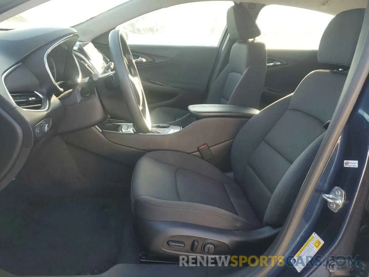 7 Фотография поврежденного автомобиля 1G1ZD5ST0MF003430 CHEVROLET MALIBU 2021