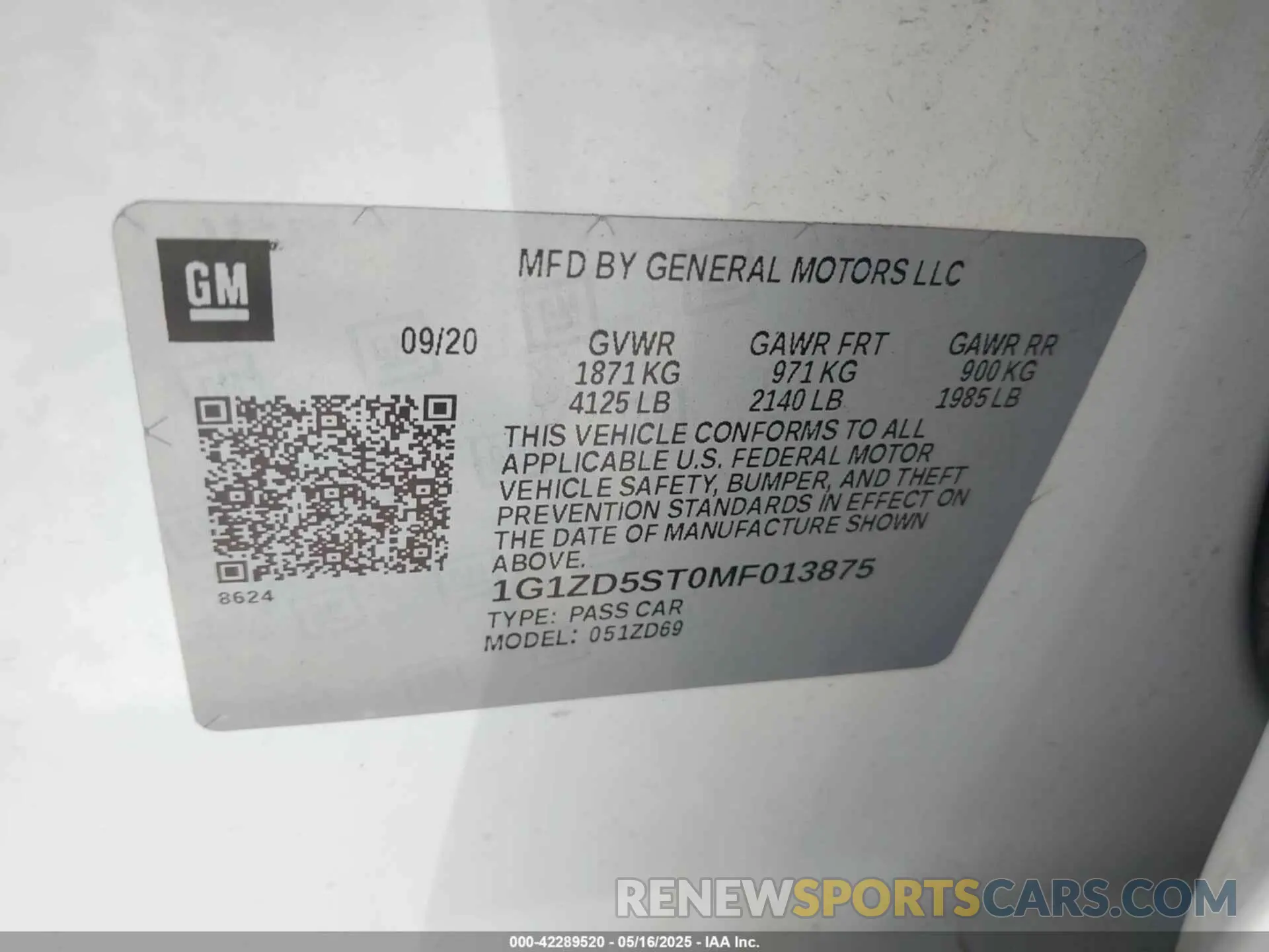 9 Photograph of a damaged car 1G1ZD5ST0MF013875 CHEVROLET MALIBU 2021