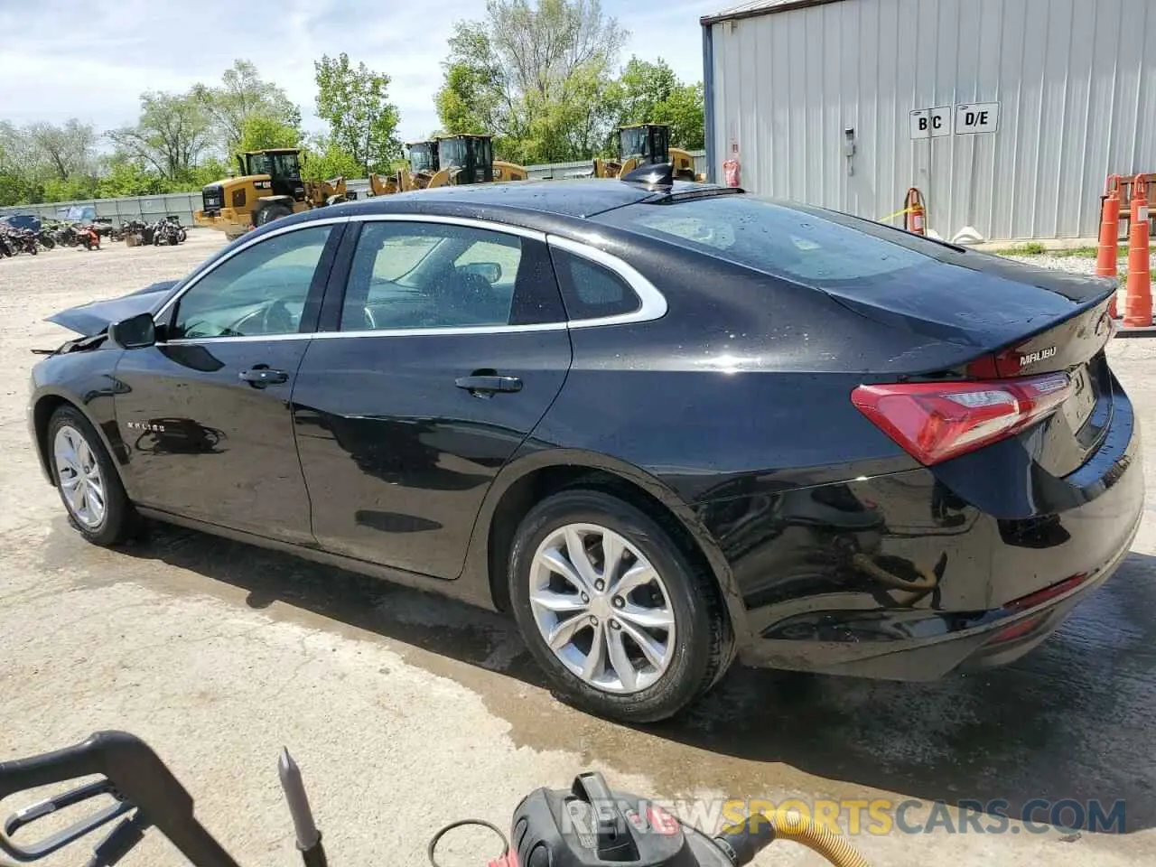 2 Фотография поврежденного автомобиля 1G1ZD5ST0MF065698 CHEVROLET MALIBU 2021