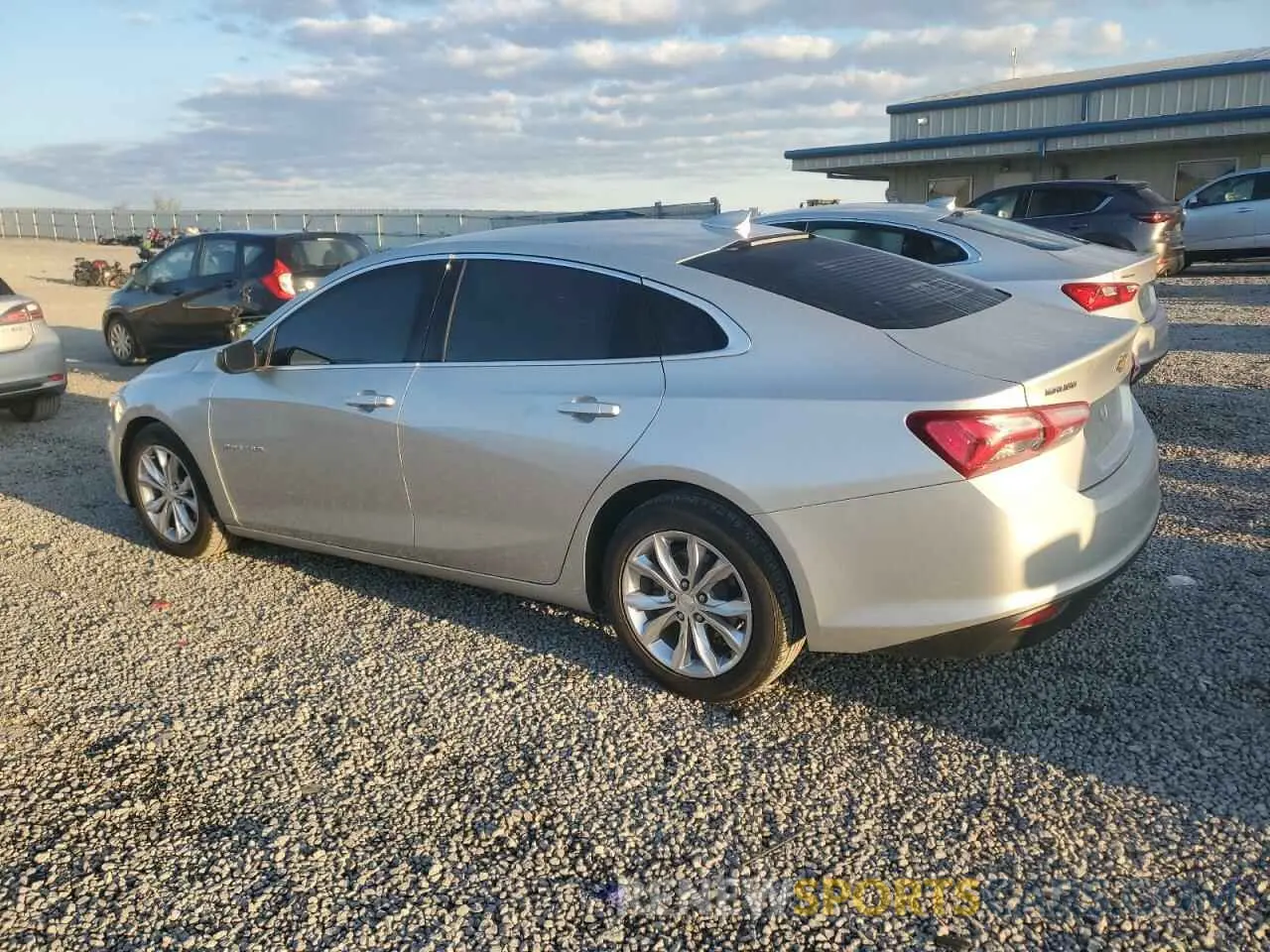 2 Photograph of a damaged car 1G1ZD5ST1MF008006 CHEVROLET MALIBU 2021