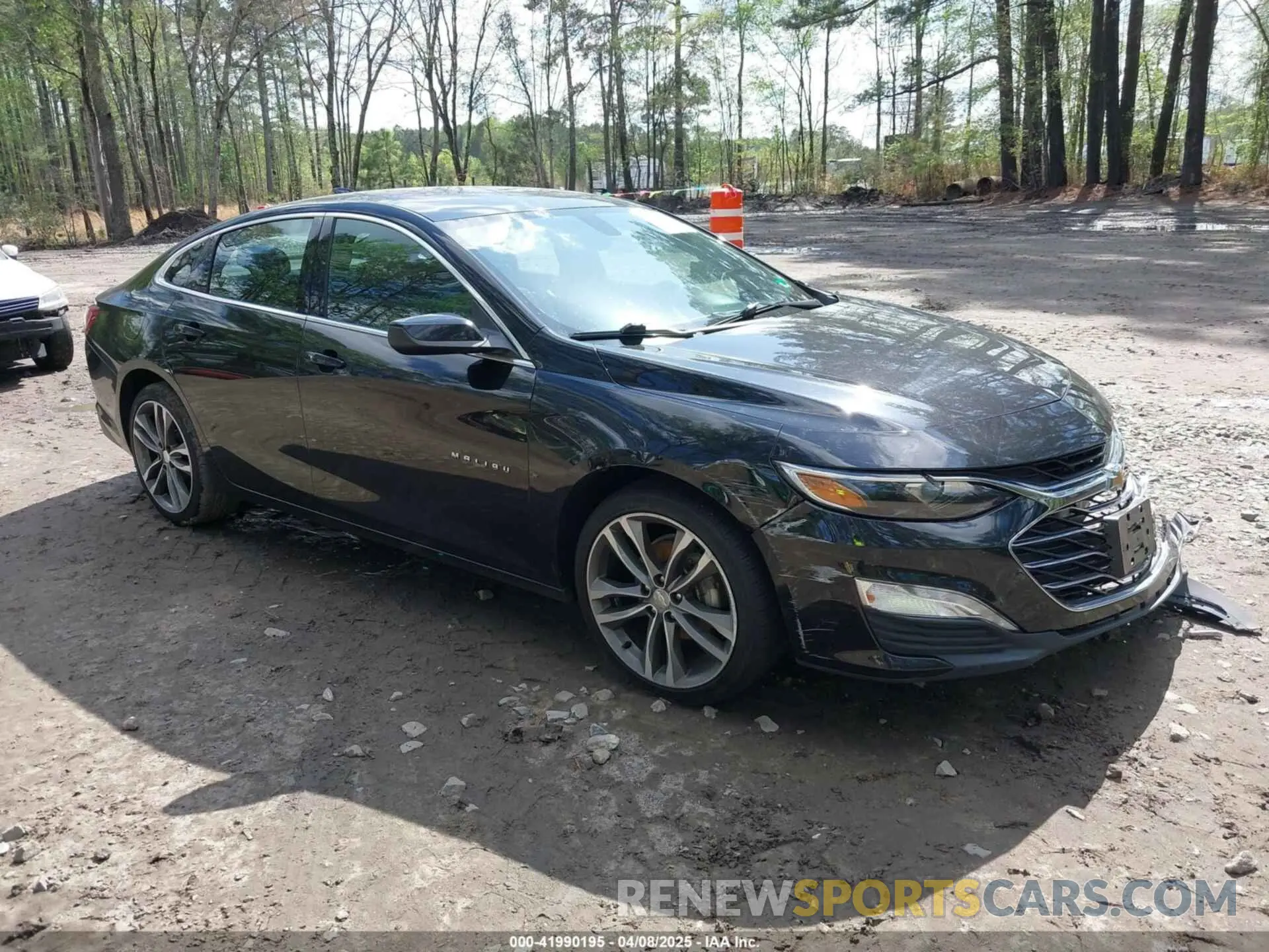 1 Фотография поврежденного автомобиля 1G1ZD5ST1MF008541 CHEVROLET MALIBU 2021