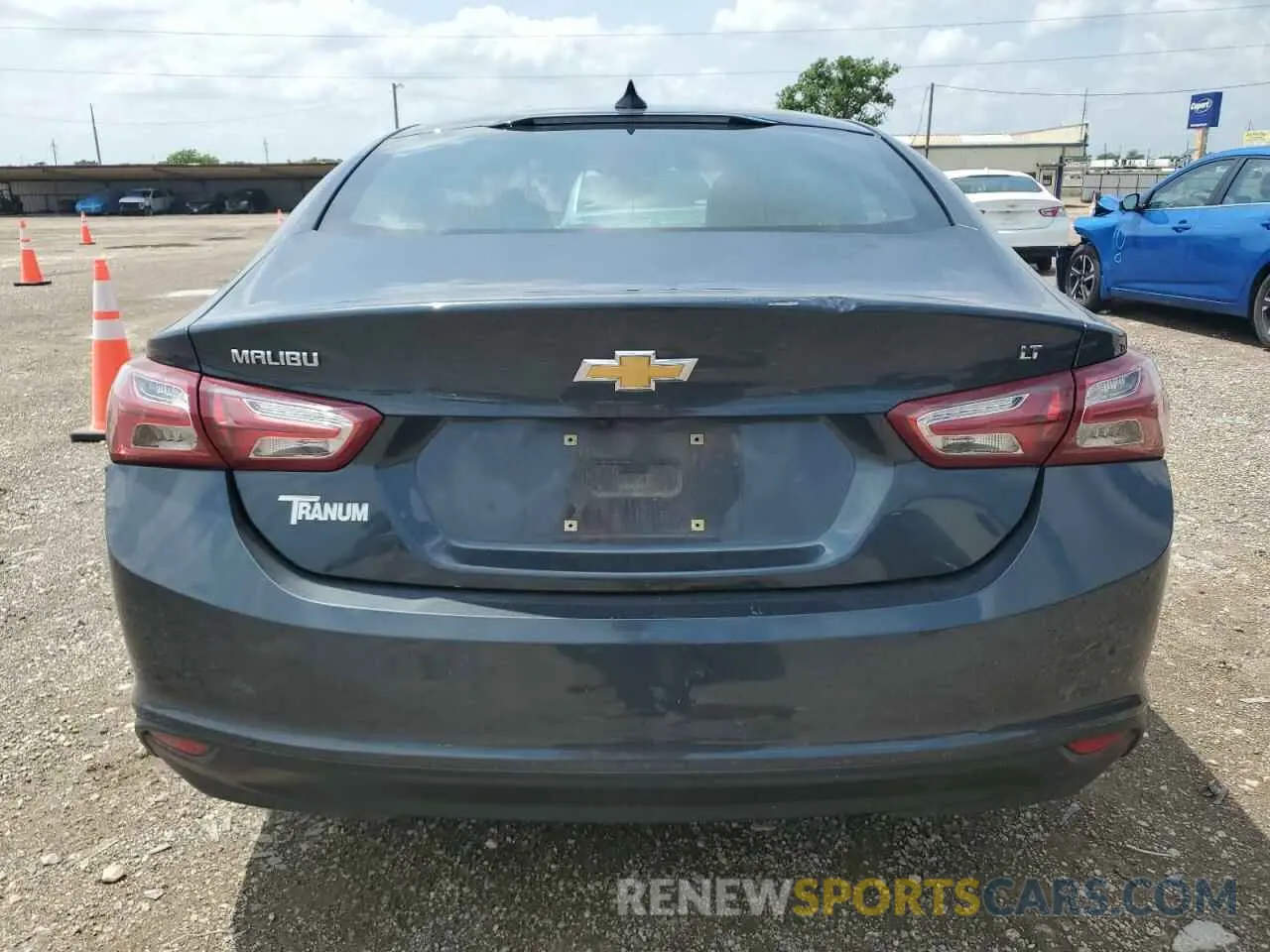 6 Photograph of a damaged car 1G1ZD5ST1MF020267 CHEVROLET MALIBU 2021