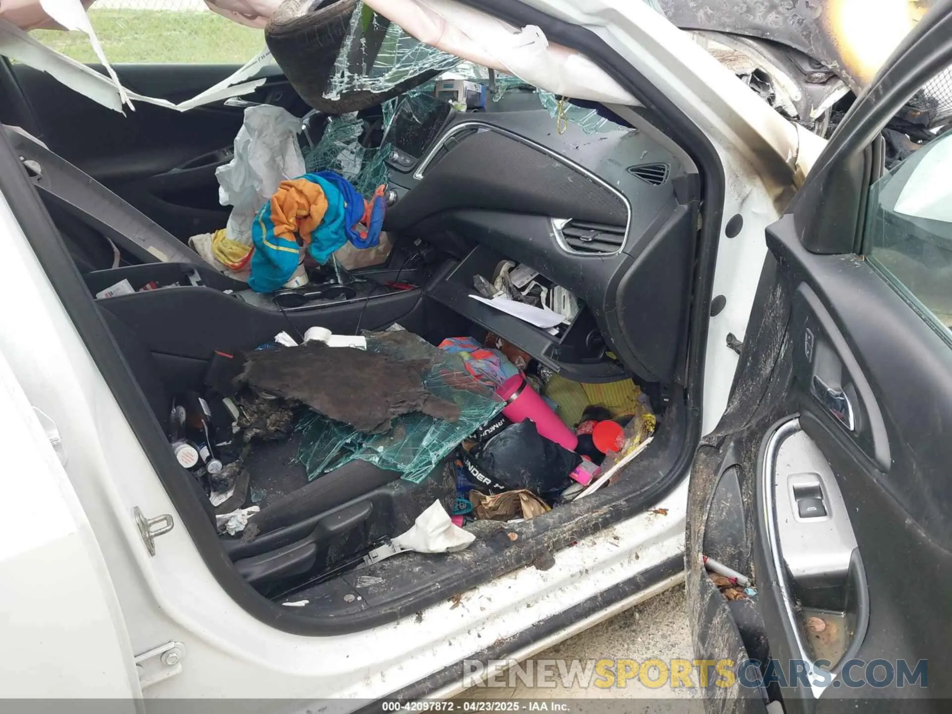 5 Photograph of a damaged car 1G1ZD5ST1MF063989 CHEVROLET MALIBU 2021