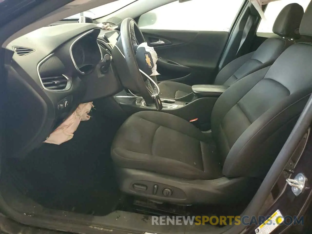 7 Photograph of a damaged car 1G1ZD5ST2MF006054 CHEVROLET MALIBU 2021