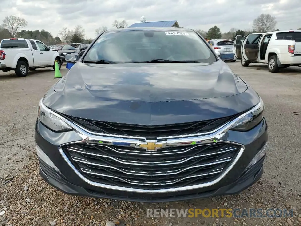 5 Photograph of a damaged car 1G1ZD5ST2MF010606 CHEVROLET MALIBU 2021
