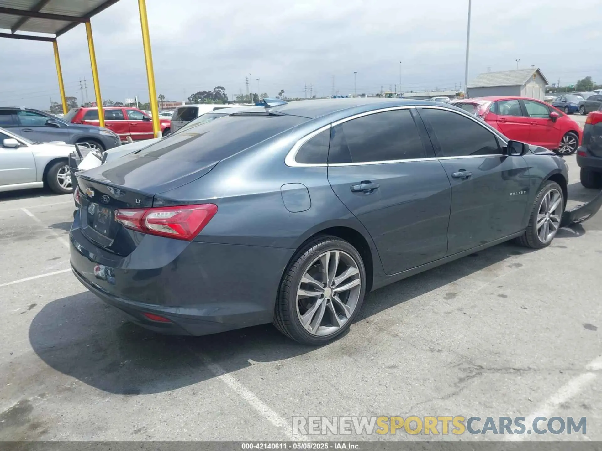 4 Фотография поврежденного автомобиля 1G1ZD5ST2MF065251 CHEVROLET MALIBU 2021