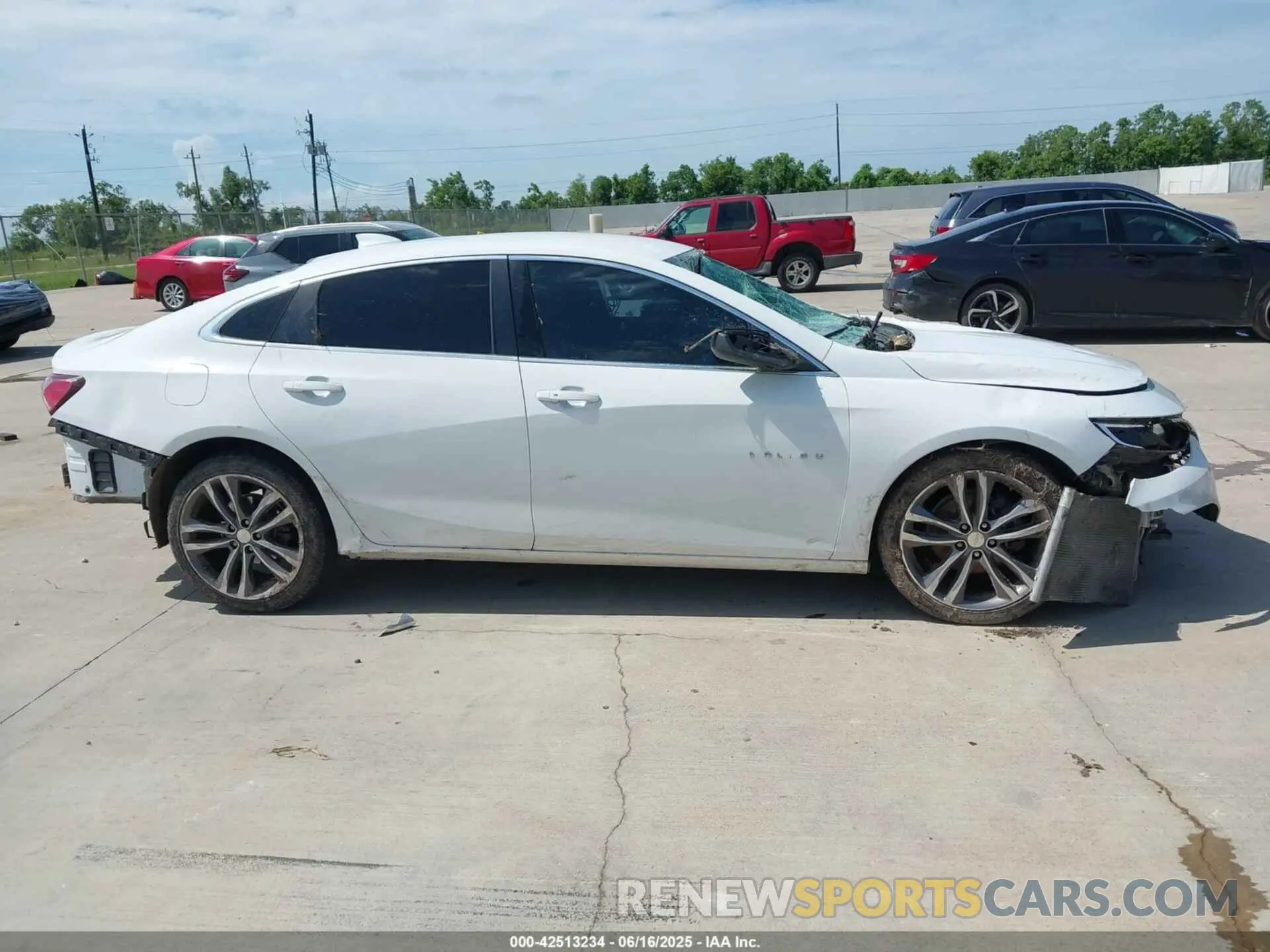 12 Photograph of a damaged car 1G1ZD5ST3MF005608 CHEVROLET MALIBU 2021