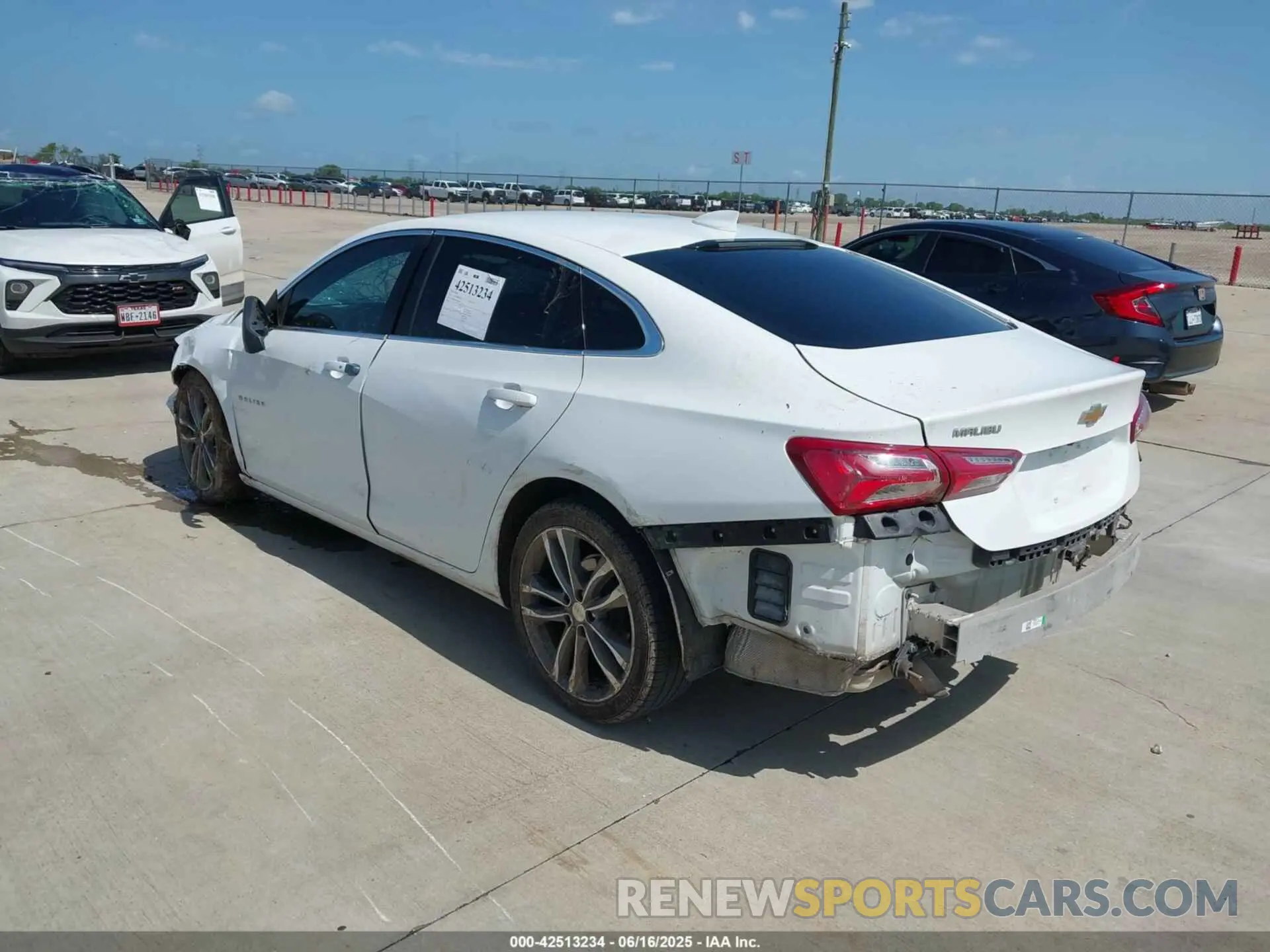 3 Photograph of a damaged car 1G1ZD5ST3MF005608 CHEVROLET MALIBU 2021