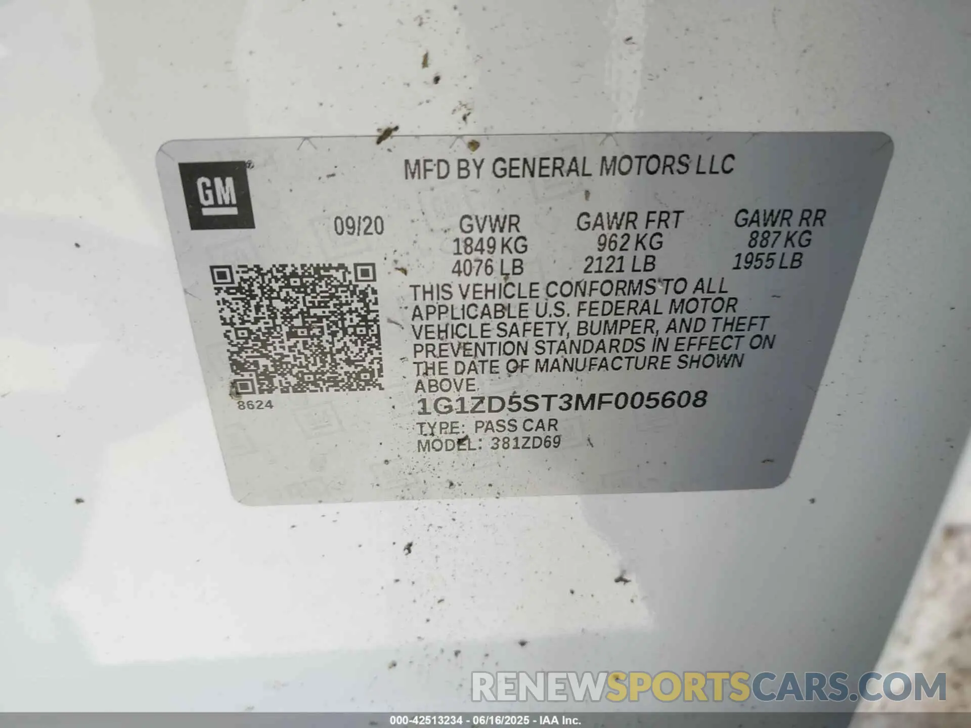 9 Photograph of a damaged car 1G1ZD5ST3MF005608 CHEVROLET MALIBU 2021