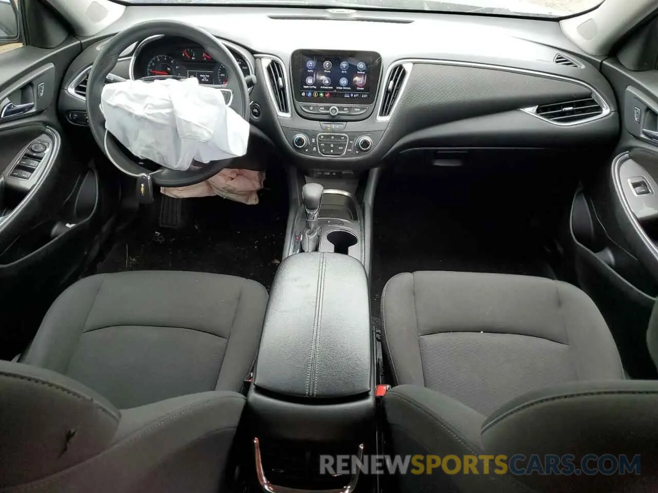 8 Photograph of a damaged car 1G1ZD5ST3MF014924 CHEVROLET MALIBU 2021