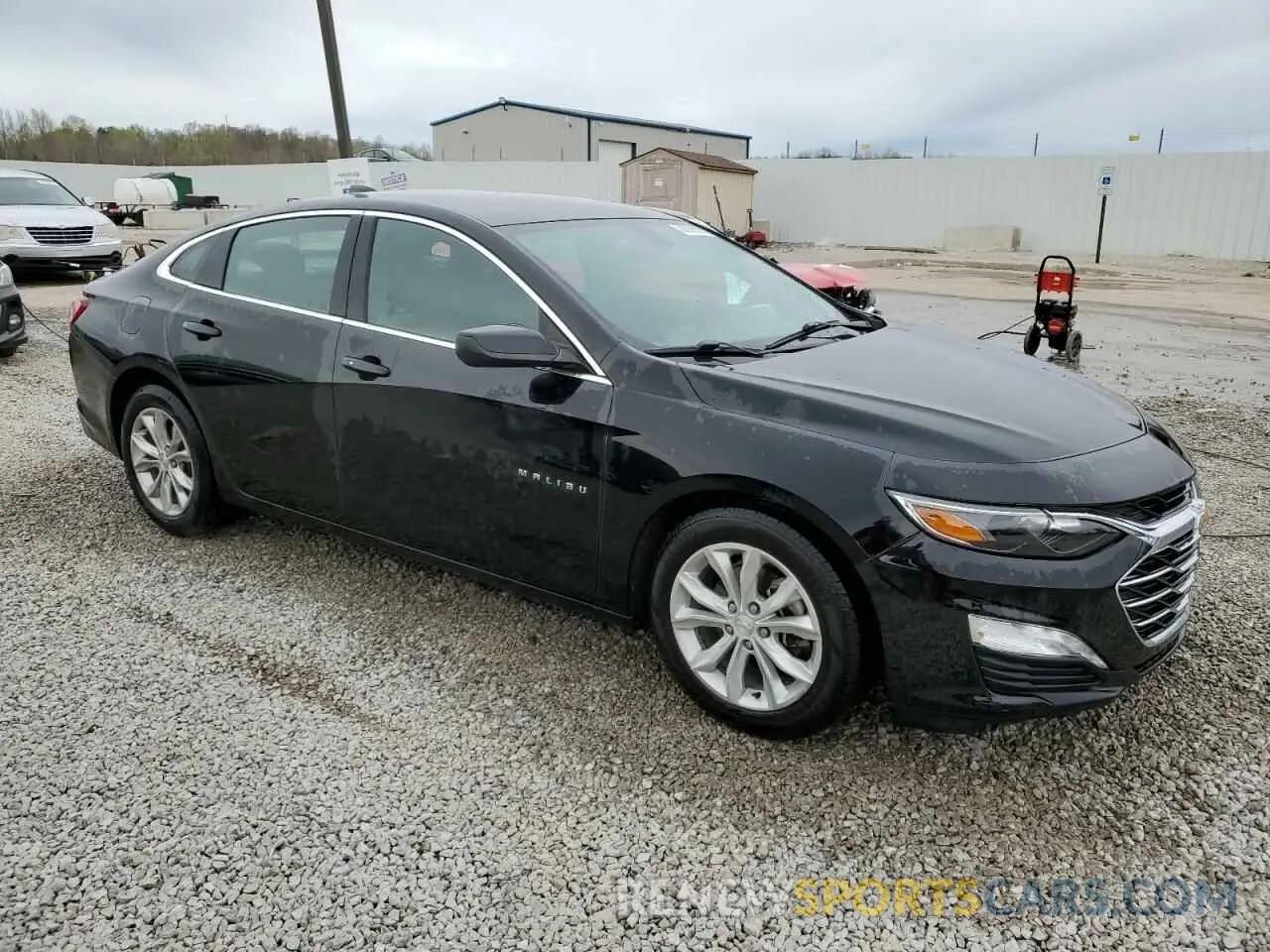 4 Photograph of a damaged car 1G1ZD5ST3MF018567 CHEVROLET MALIBU 2021