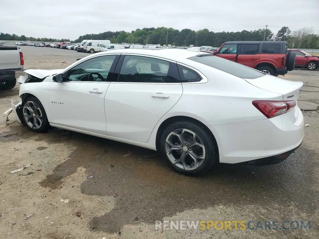 2 Photograph of a damaged car 1G1ZD5ST3MF028533 CHEVROLET MALIBU 2021