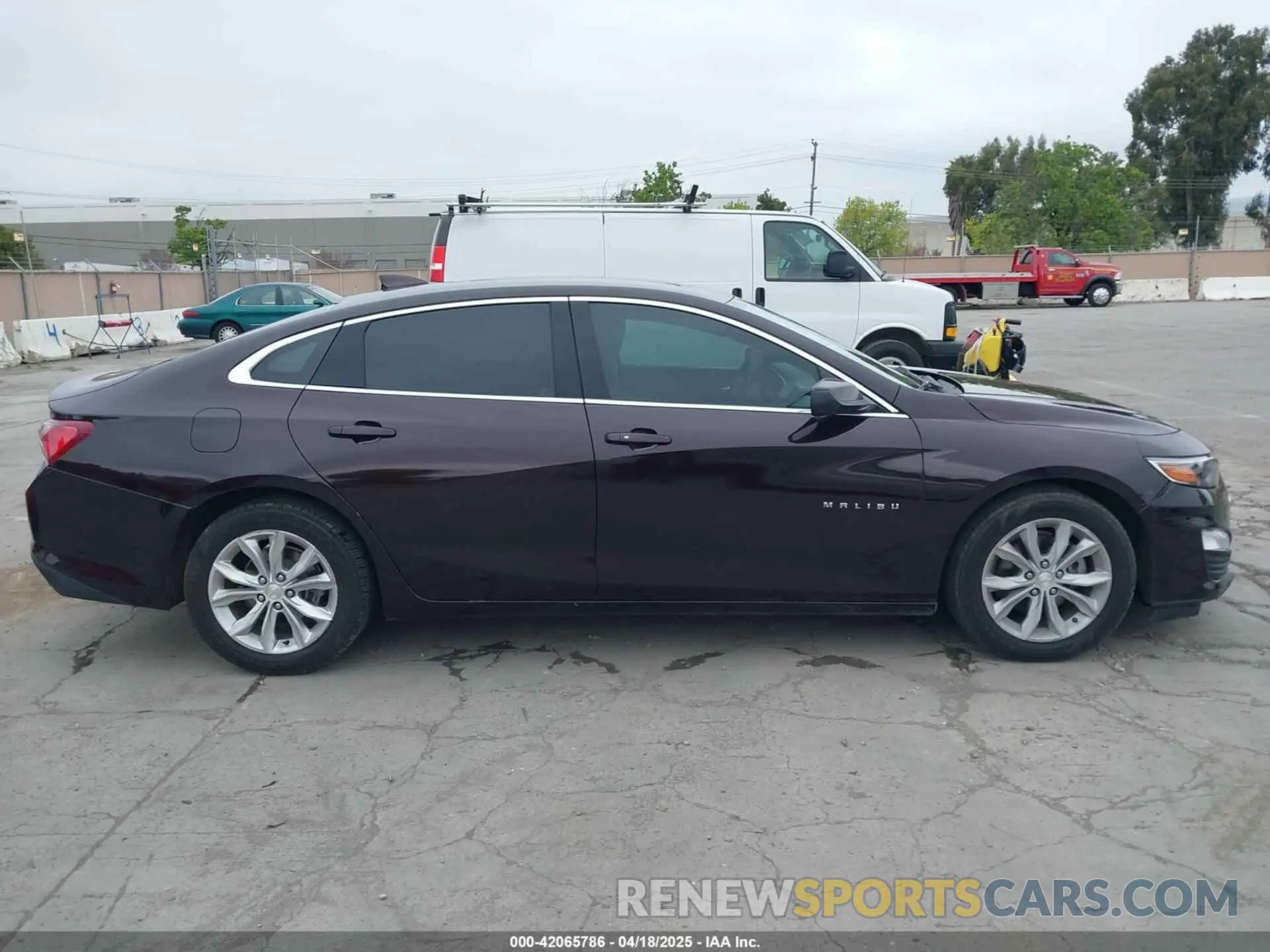 13 Photograph of a damaged car 1G1ZD5ST3MF050869 CHEVROLET MALIBU 2021