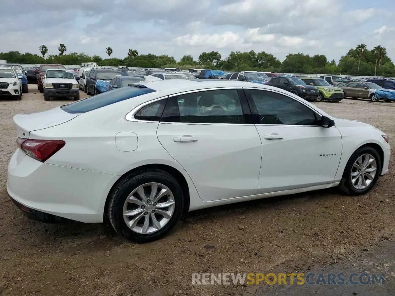 3 Фотография поврежденного автомобиля 1G1ZD5ST3MF068546 CHEVROLET MALIBU 2021