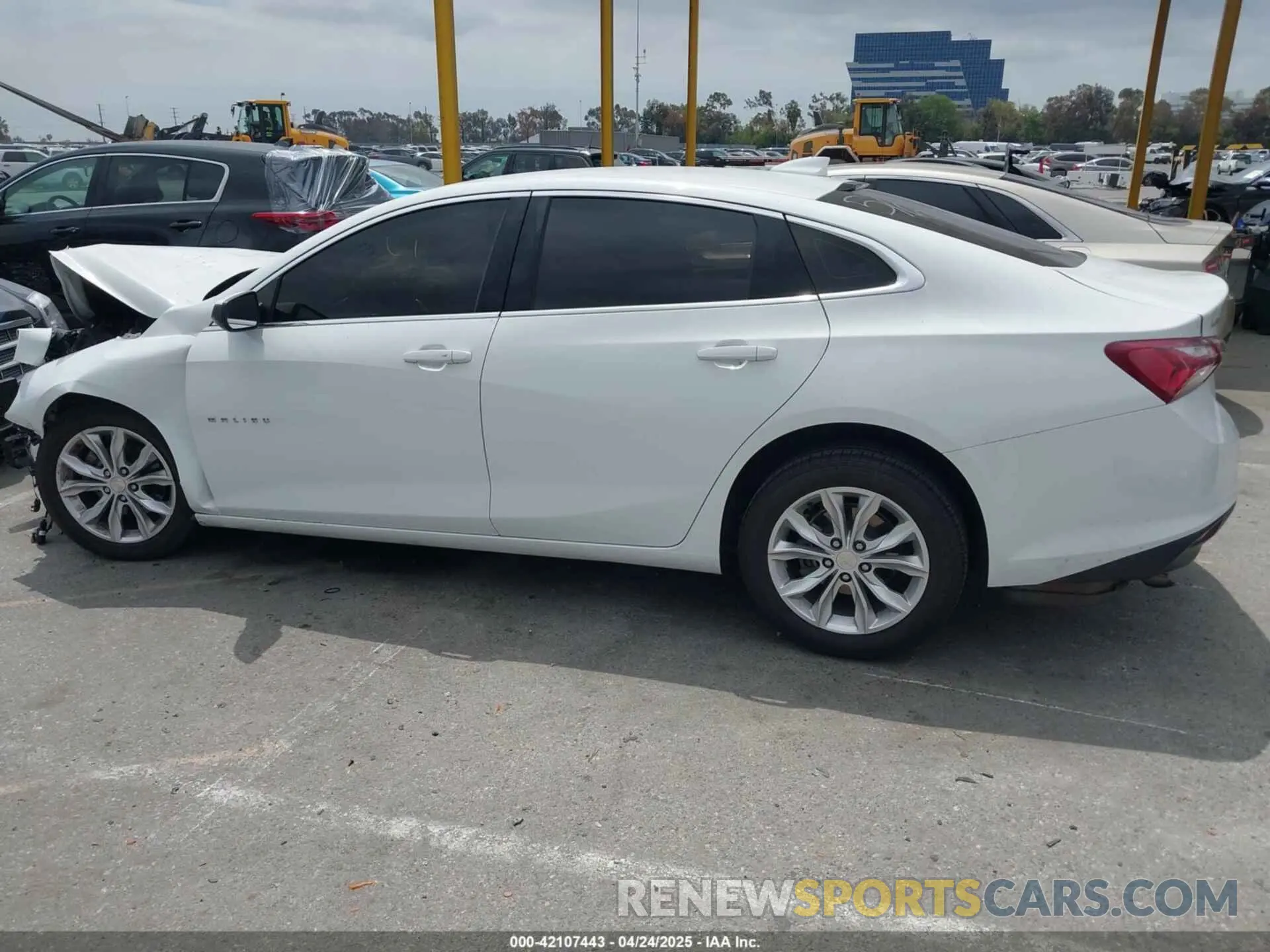 14 Фотография поврежденного автомобиля 1G1ZD5ST4MF060438 CHEVROLET MALIBU 2021