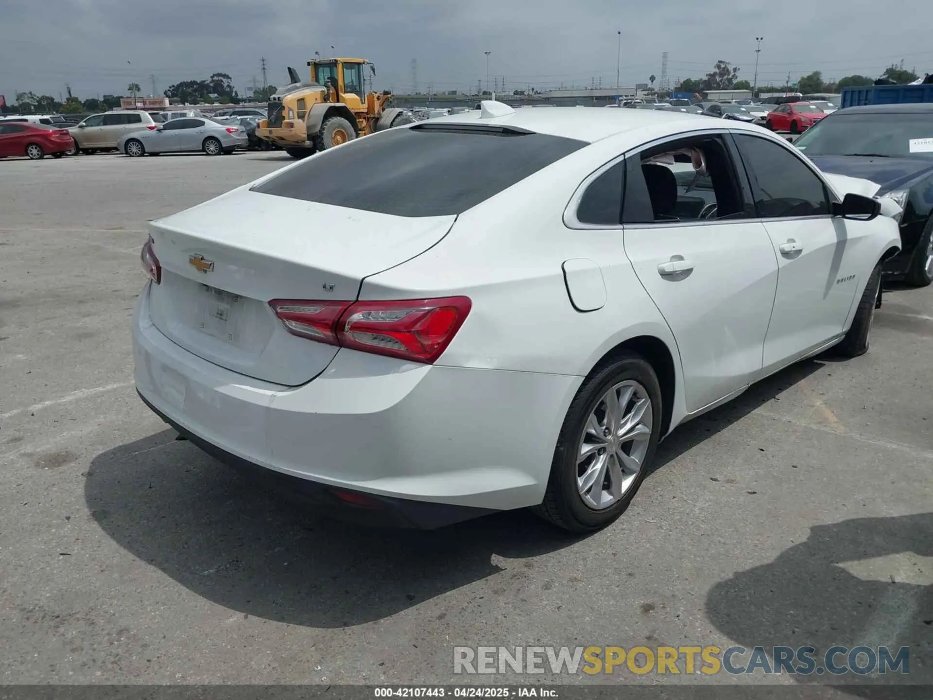 4 Фотография поврежденного автомобиля 1G1ZD5ST4MF060438 CHEVROLET MALIBU 2021