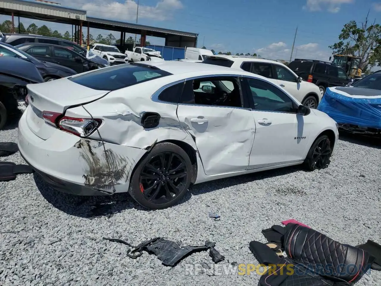 3 Photograph of a damaged car 1G1ZD5ST4MF084819 CHEVROLET MALIBU 2021