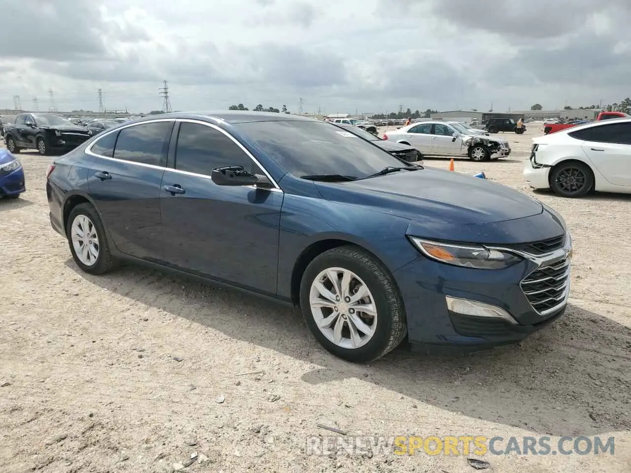 4 Фотография поврежденного автомобиля 1G1ZD5ST5MF029988 CHEVROLET MALIBU 2021