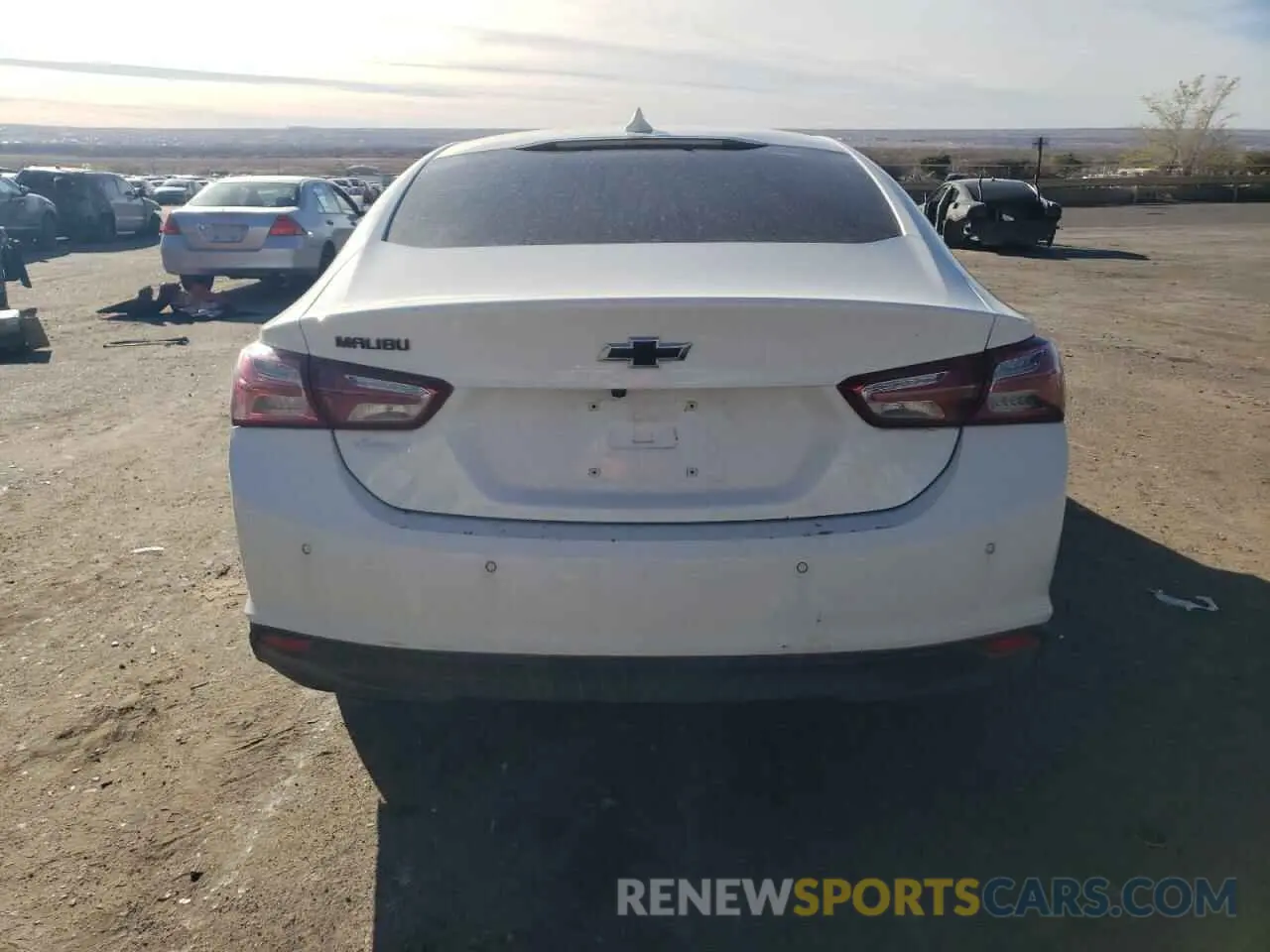 6 Фотография поврежденного автомобиля 1G1ZD5ST5MF062909 CHEVROLET MALIBU 2021