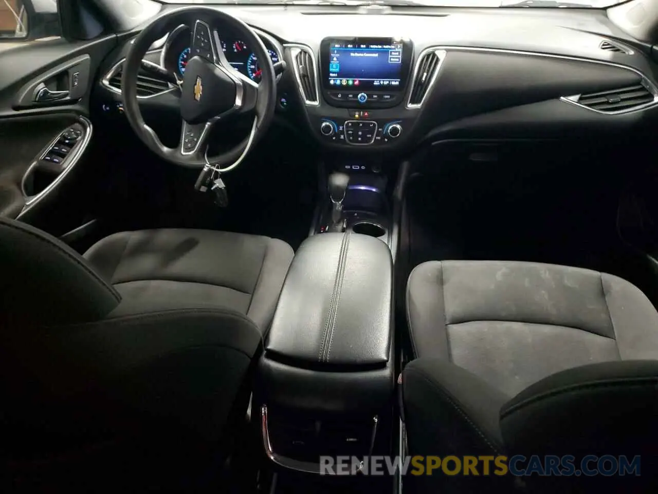 8 Photograph of a damaged car 1G1ZD5ST5MF065292 CHEVROLET MALIBU 2021