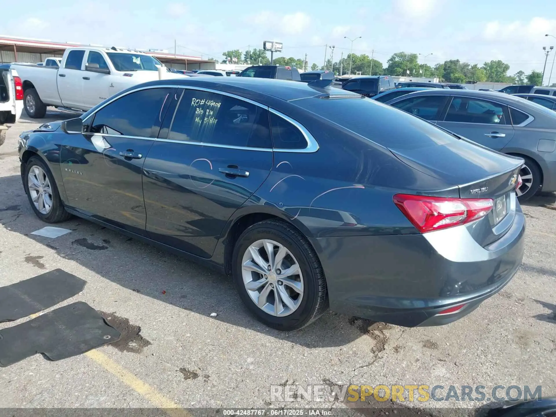 3 Photograph of a damaged car 1G1ZD5ST6MF072428 CHEVROLET MALIBU 2021