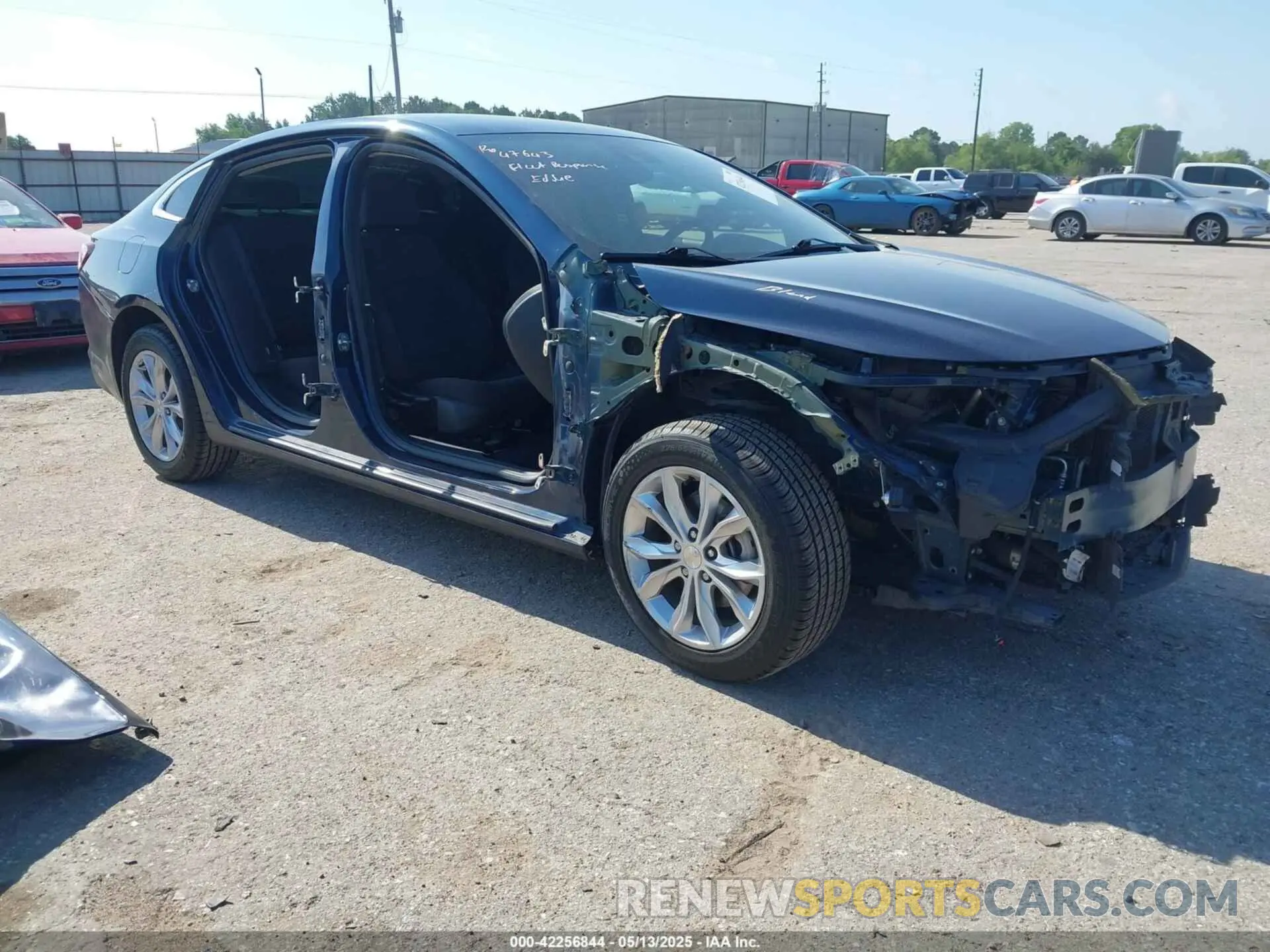 1 Фотография поврежденного автомобиля 1G1ZD5ST8MF058613 CHEVROLET MALIBU 2021