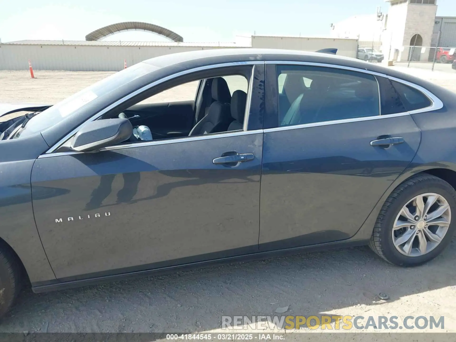 13 Photograph of a damaged car 1G1ZD5ST8MF072110 CHEVROLET MALIBU 2021